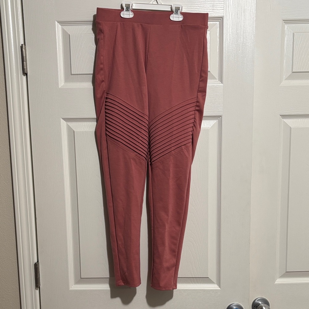 Women's Dark Salmon Color Leggings